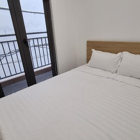 Era Apartment Khuc Thua Du ハノイ市 エクステリア 写真