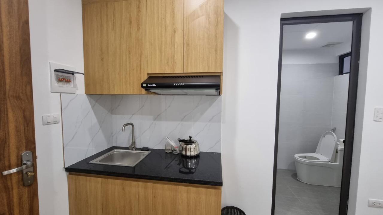Era Apartment Khuc Thua Du ハノイ市 エクステリア 写真