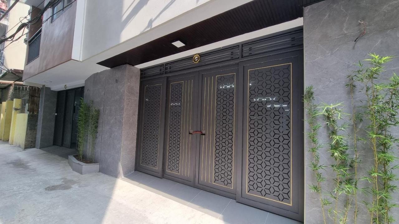 Era Apartment Khuc Thua Du ハノイ市 エクステリア 写真