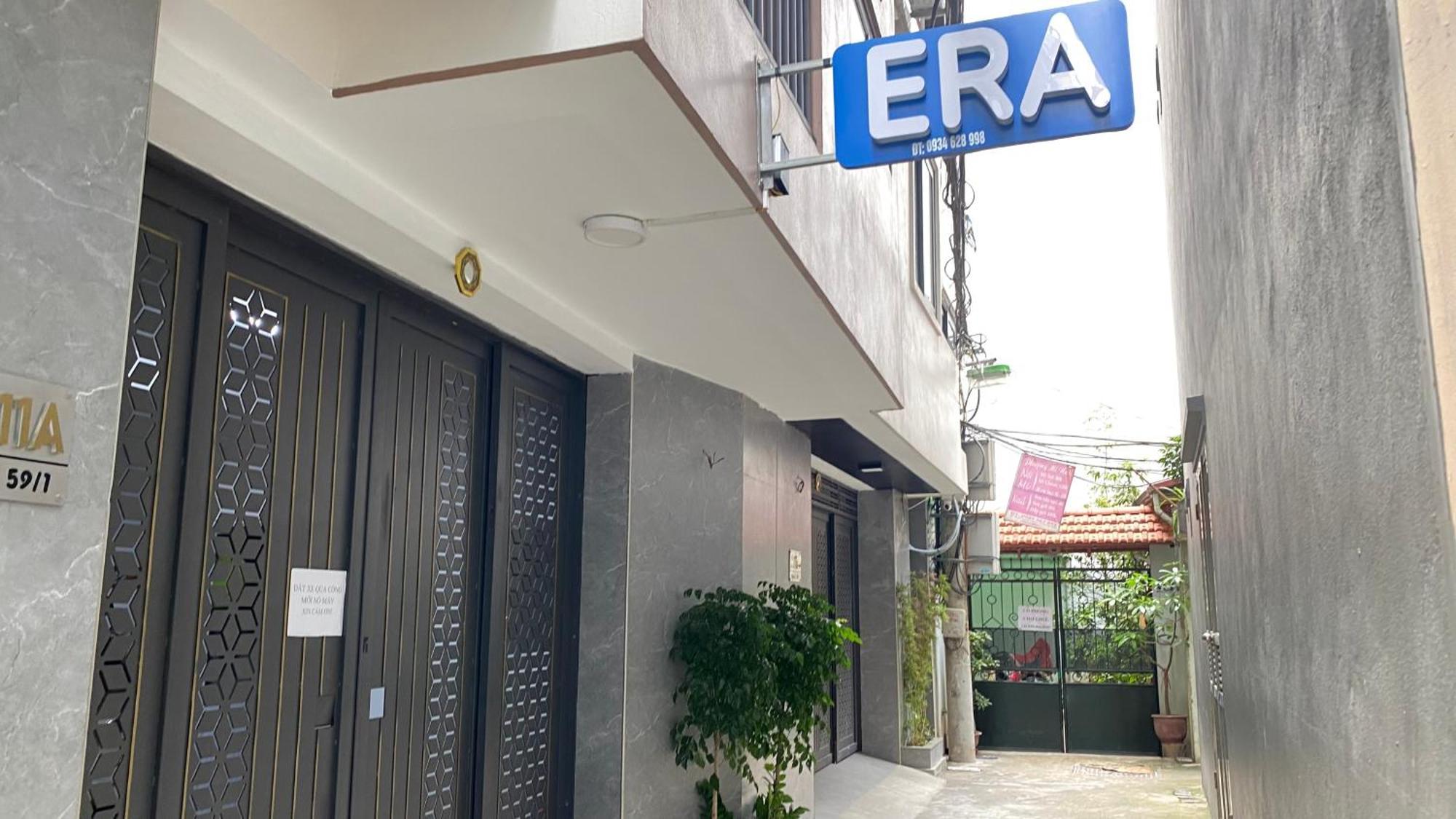 Era Apartment Khuc Thua Du ハノイ市 エクステリア 写真