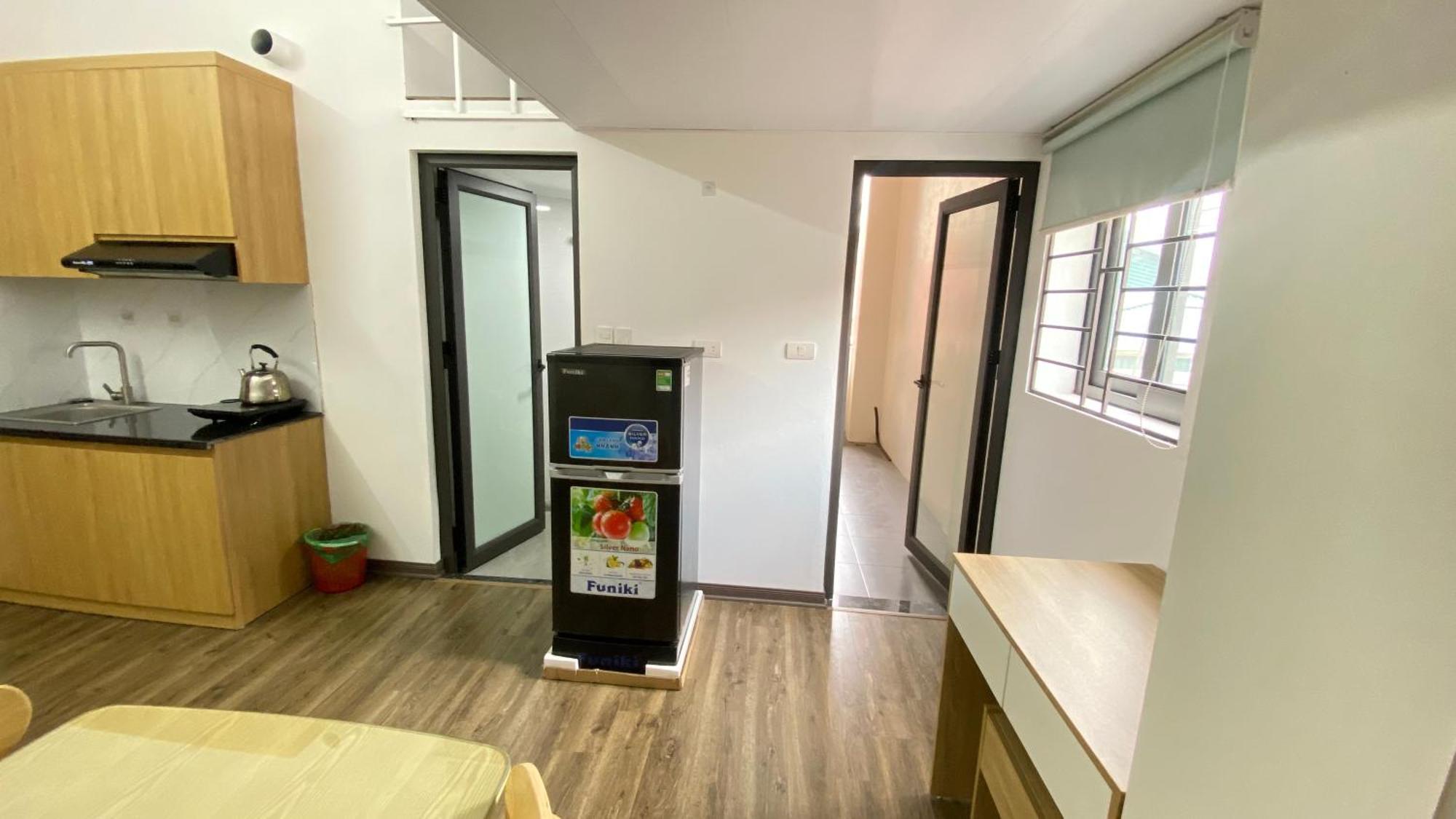 Era Apartment Khuc Thua Du ハノイ市 エクステリア 写真