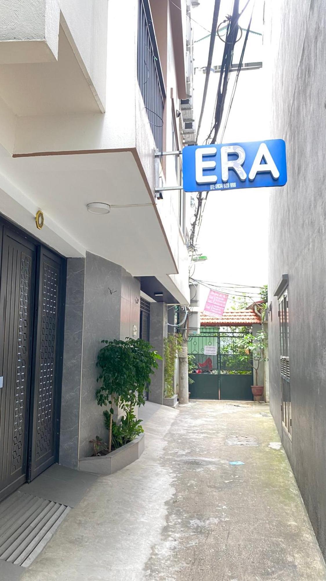 Era Apartment Khuc Thua Du ハノイ市 エクステリア 写真