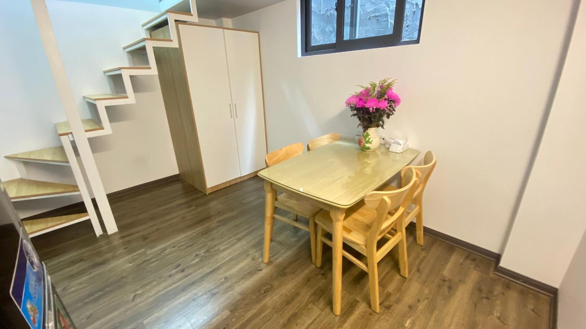 Era Apartment Khuc Thua Du ハノイ市 エクステリア 写真